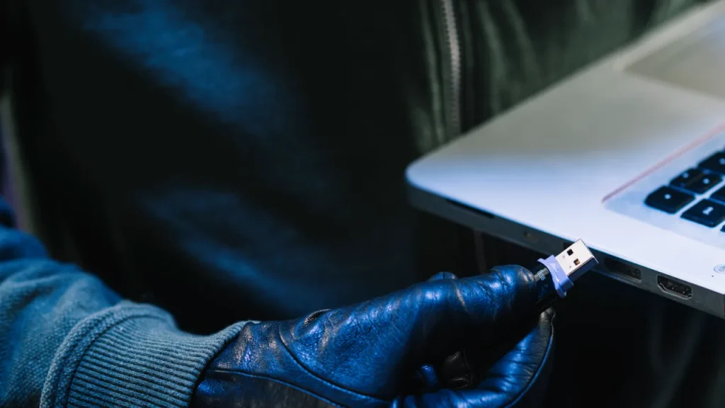 ucena - ucena kao krivicno delo - krivicno delo ucena - osvetnicka pornografija - osvetnicke fotografije