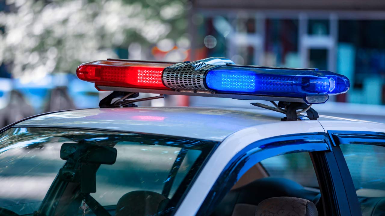 zlostavljanje od strane policije - tuzba za policajca - da li je moguce tuziti policajca - prituzba na rad policije - policijsko nasilje - zandarmerija nasilje - policija nasilje - tuzba - advokat